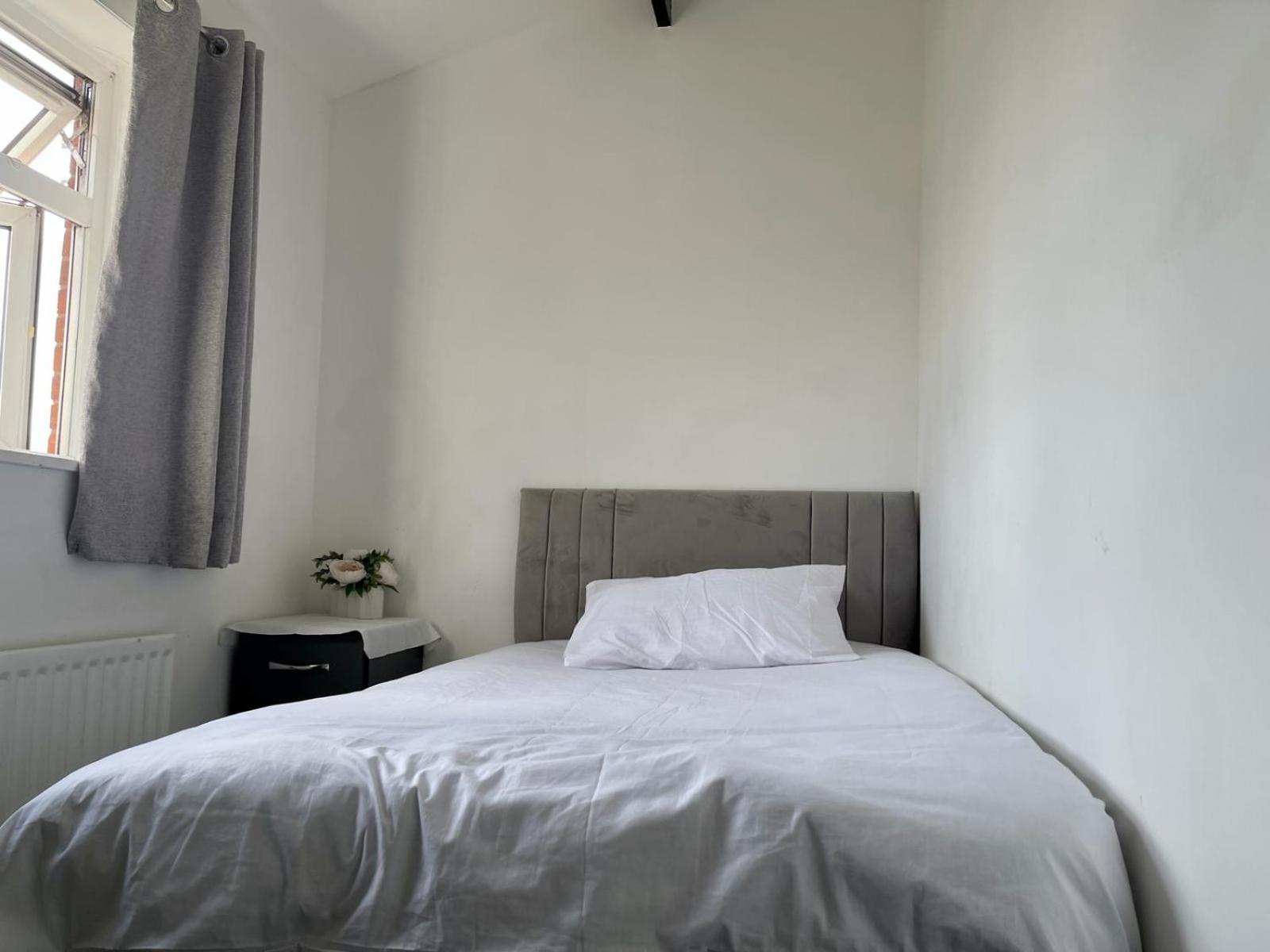 Homestays-Close To Coventry City And University I Free Parking I Wi-Fi Εξωτερικό φωτογραφία