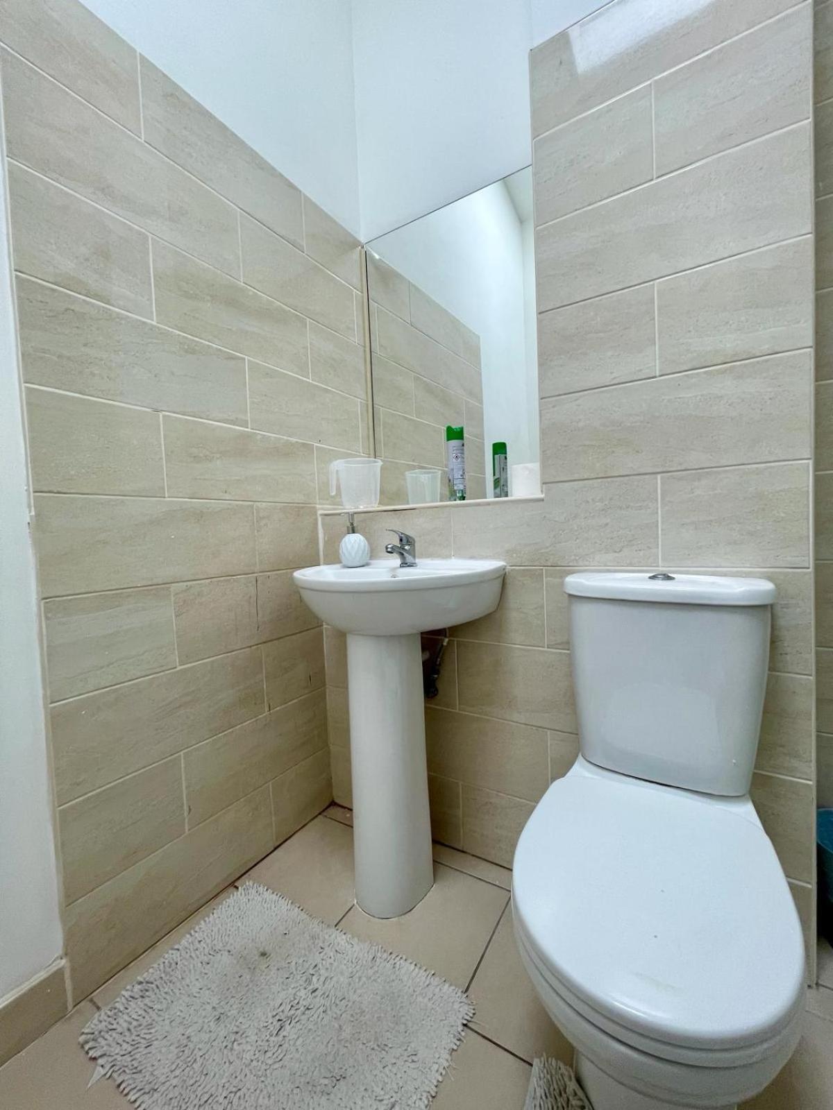 Homestays-Close To Coventry City And University I Free Parking I Wi-Fi Εξωτερικό φωτογραφία