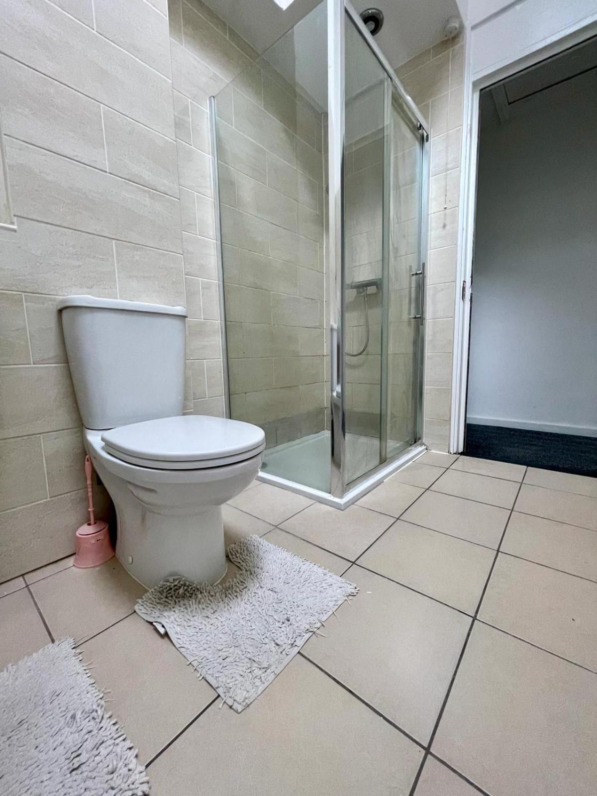Homestays-Close To Coventry City And University I Free Parking I Wi-Fi Εξωτερικό φωτογραφία