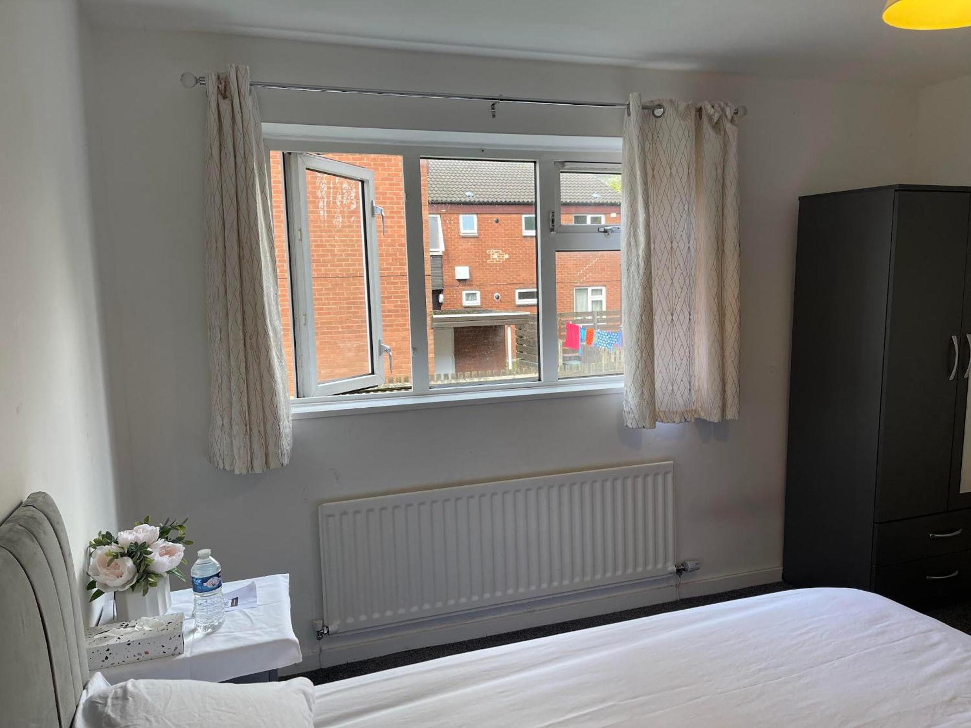 Homestays-Close To Coventry City And University I Free Parking I Wi-Fi Εξωτερικό φωτογραφία